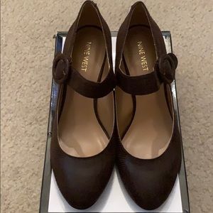 Brown Wedges